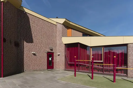 Buitenschilderwerk gymzaal De Balk (Gemeente Wormerland) - foto 4 Buitenschilderwerk gymzaal De Balk (Gemeente Wormerland) - foto 4