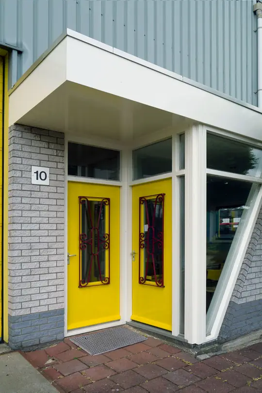 Bedrijfsverzamelgebouw (Papiermakersstraat, Wormer) - foto 1 Bedrijfsverzamelgebouw (Papiermakersstraat, Wormer) - foto 1
