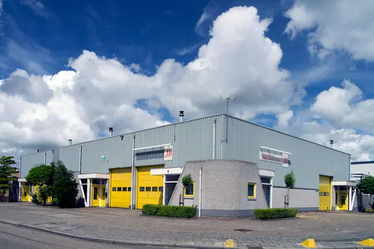 Bedrijfsverzamelgebouw (Papiermakersstraat, Wormer) - foto 3 Bedrijfsverzamelgebouw (Papiermakersstraat, Wormer) - foto 3