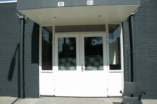 Gehele binnen- en buitenschilderwerk Sporthal (Oostzaan) - foto 2 Gehele binnen- en buitenschilderwerk Sporthal (Oostzaan) - foto 2